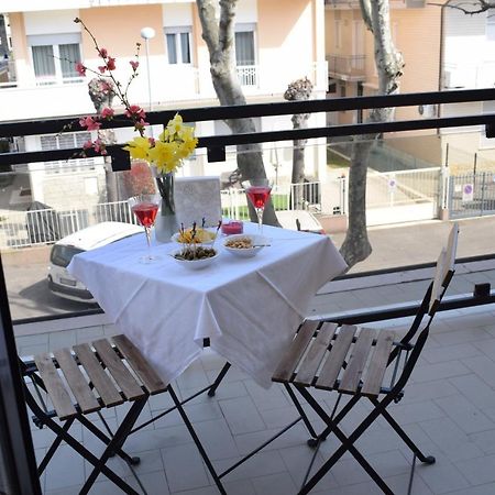 Hotel Abay Rimini Exterior foto